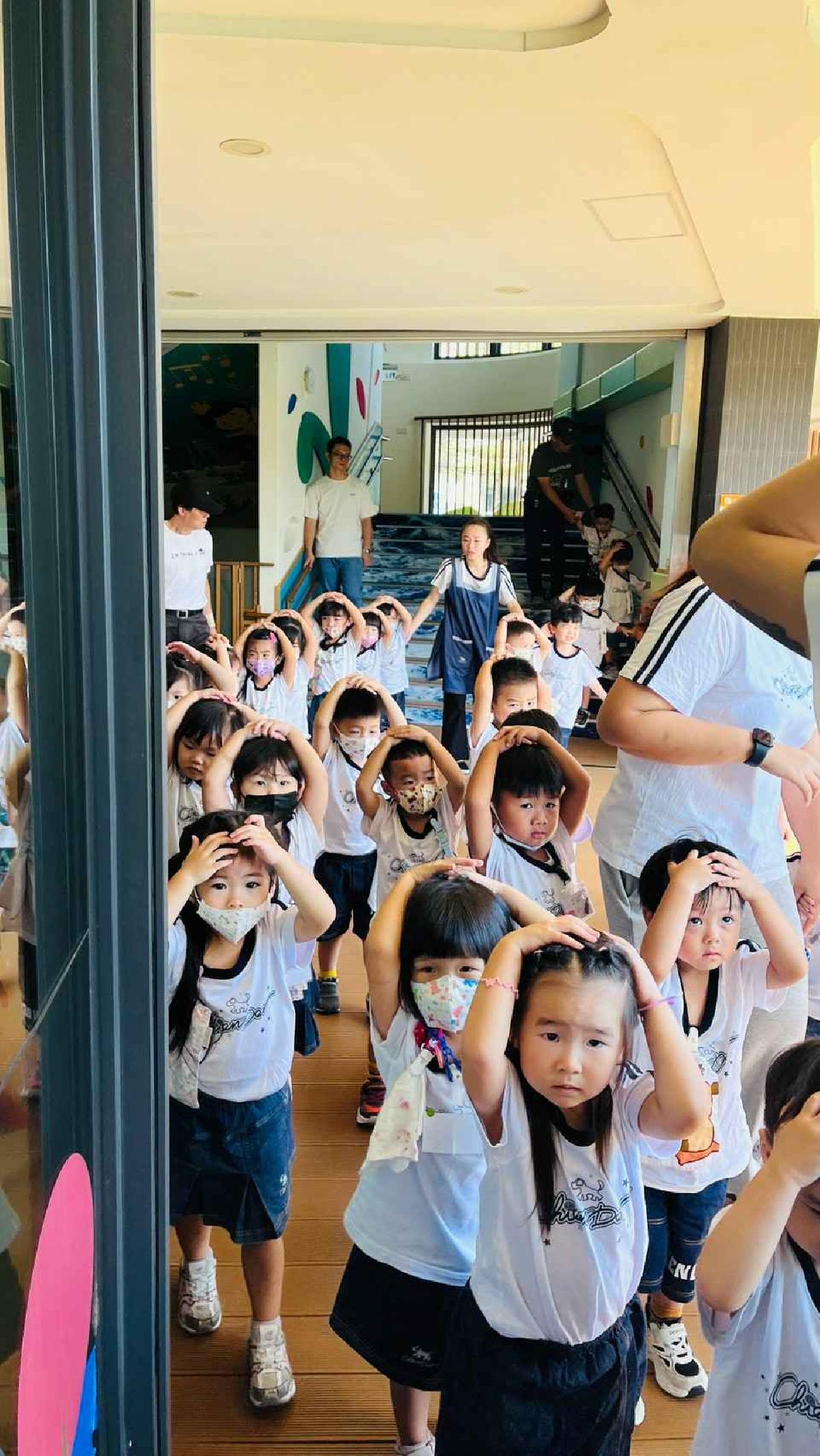 line_album_1150918防震演練_260918_22