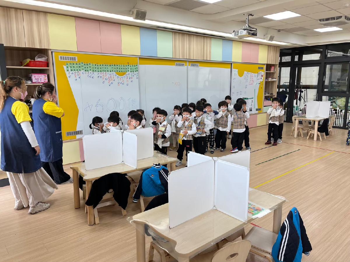 111學年下學期消防演練暨地震防災宣導 111學年下學期消防演練暨地震防災宣導