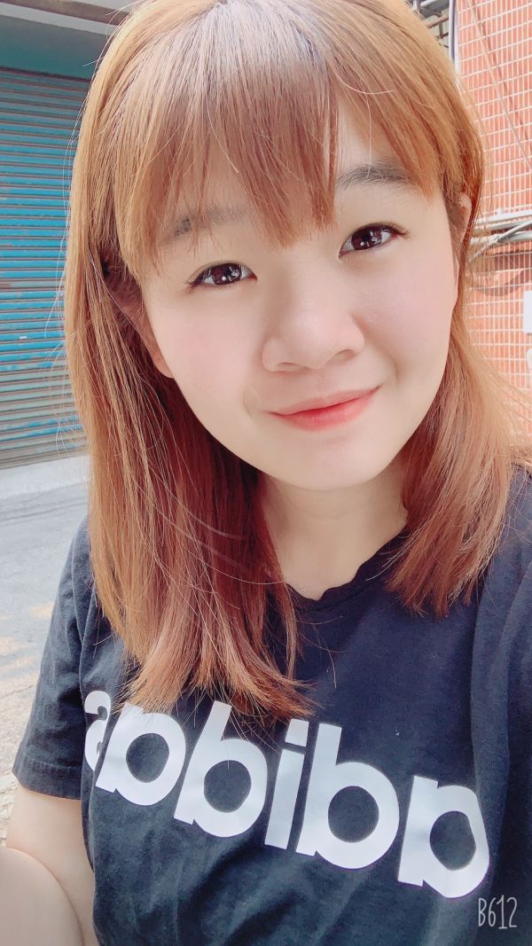 鄭芮靜老師 鄭芮靜老師